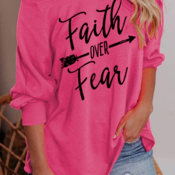 Faith Over Fear l/s jersey in pink - Picture 2 of 4